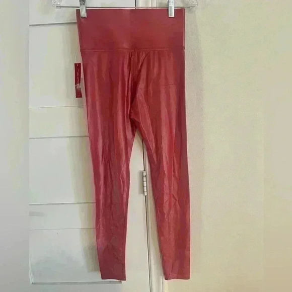 Carbon38 Pink Red Rose Patent Leggings- NWT- Size Small - Picture 3 of 4
